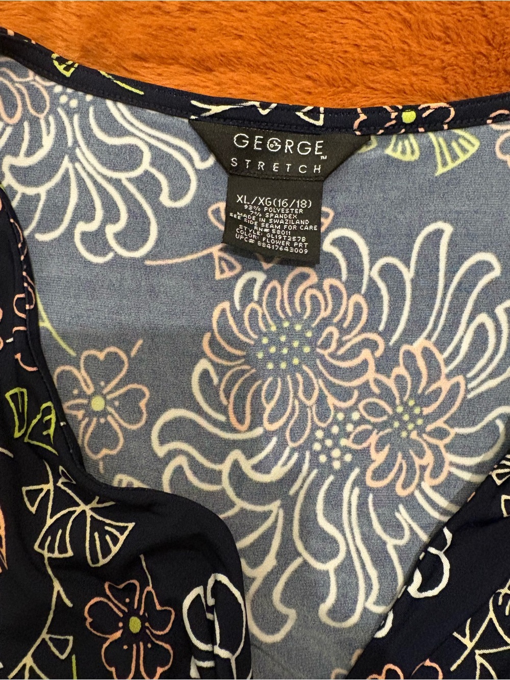 George Black Floral Short Sleeve Tee with White and Green Accents XL 16/18 - Picture 2 of 5
